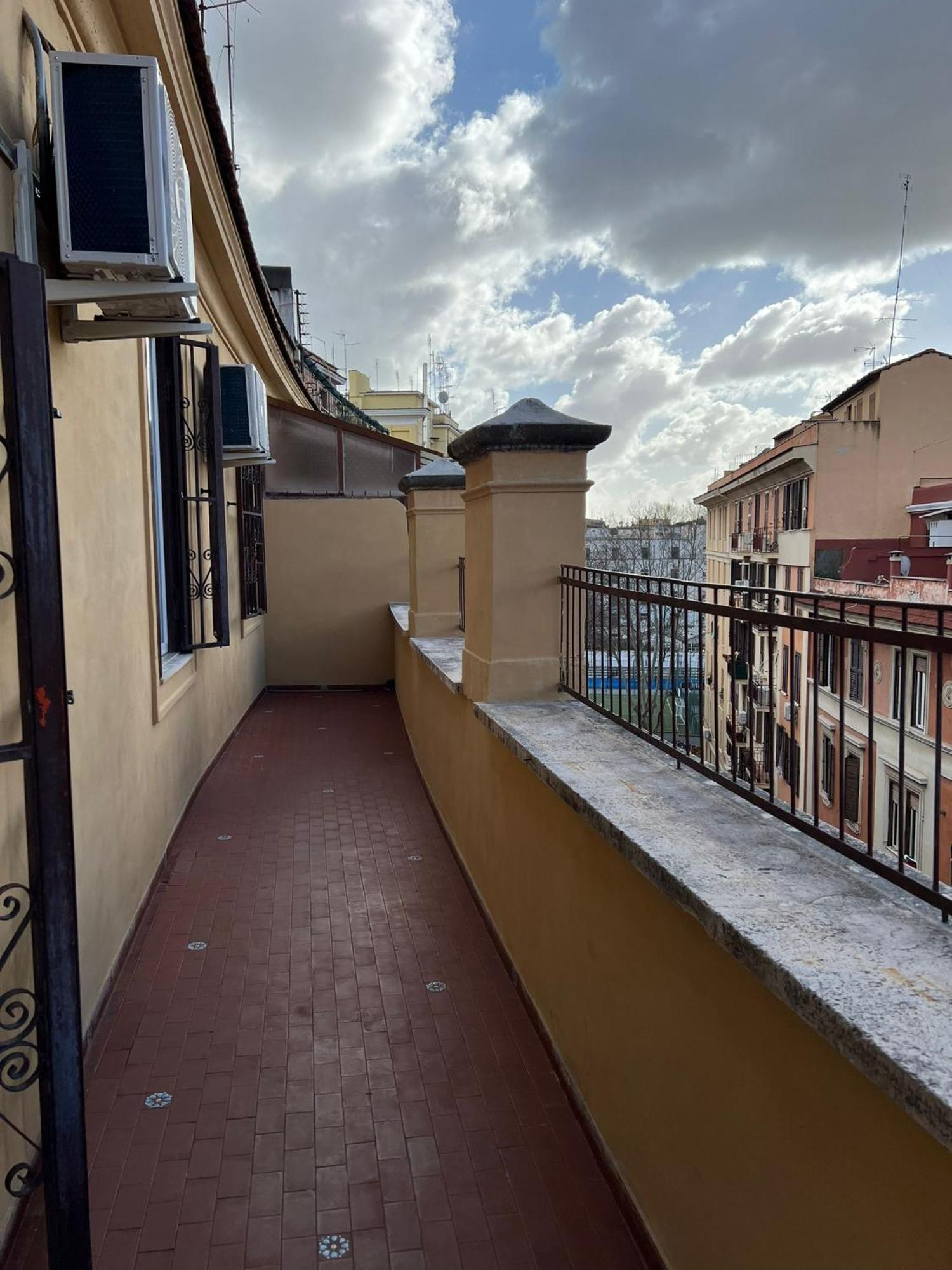 Luciano San Giovanni Guest House روما المظهر الخارجي الصورة